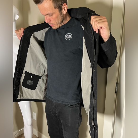 Armani collezioni waterproof over coat - Picture 2 of 11